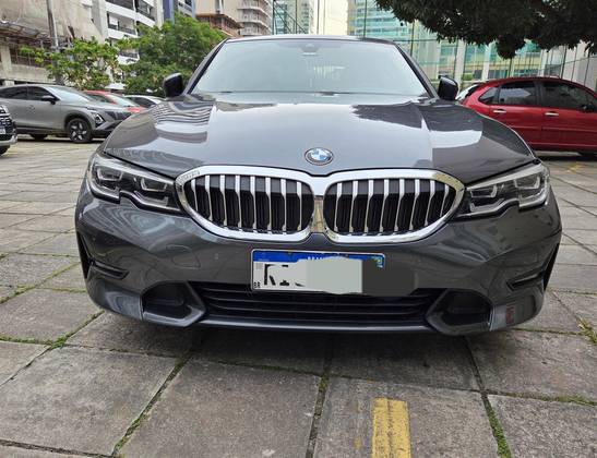 BMW 320i 2.0 16V TURBO GASOLINA SPORT GP AUTOMÁTICO BMW 320i 2.0 16V TURBO GASOLINA SPORT GP AUTOMÁTICO
